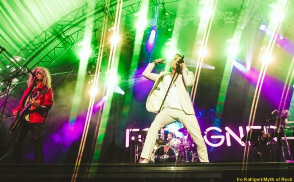 Foreigner-LovelyDays-15