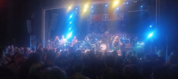 AcidEarth-live10