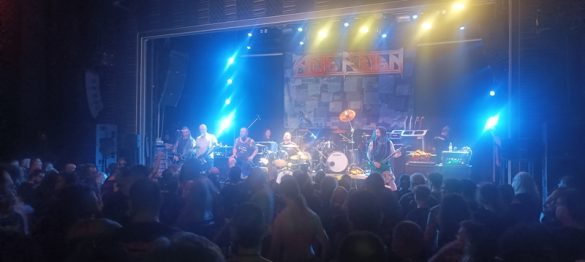 AcidEarth-live11