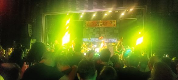 AcidEarth-live15