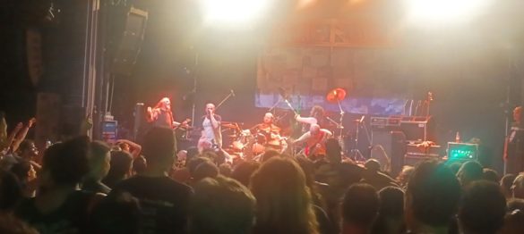 AcidEarth-live28