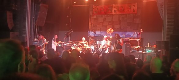 AcidEarth-live35
