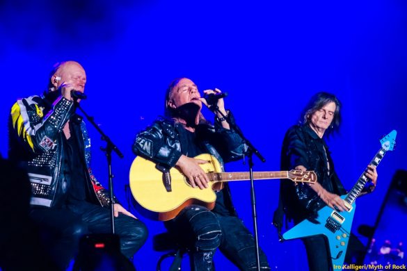 Helloween-live30