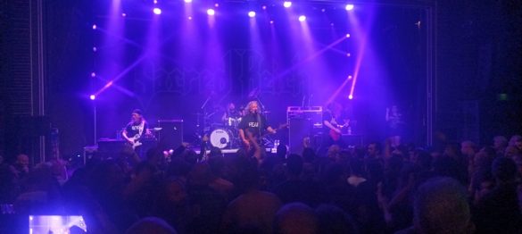 SacredReich-live1