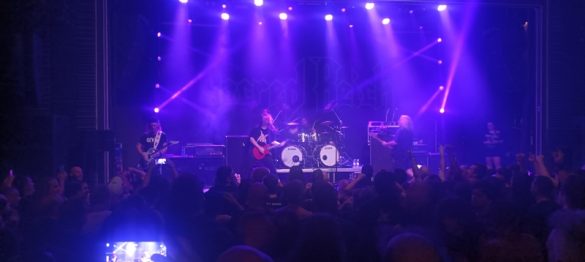SacredReich-live11
